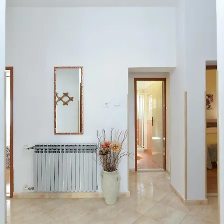 Apartments Mira 615 Rovinj Exterior photo