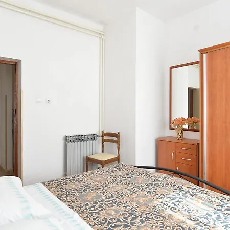 Apartments Mira 615 Rovinj Exterior photo