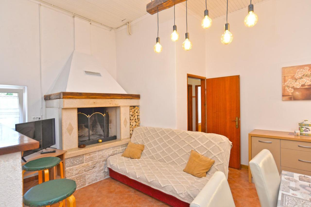 Mira 615 Apartment *