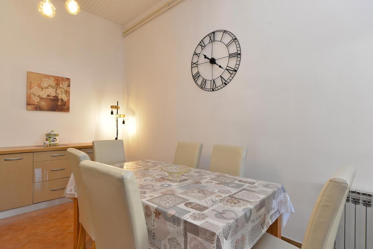Appartamento Mira 615 Rovigno