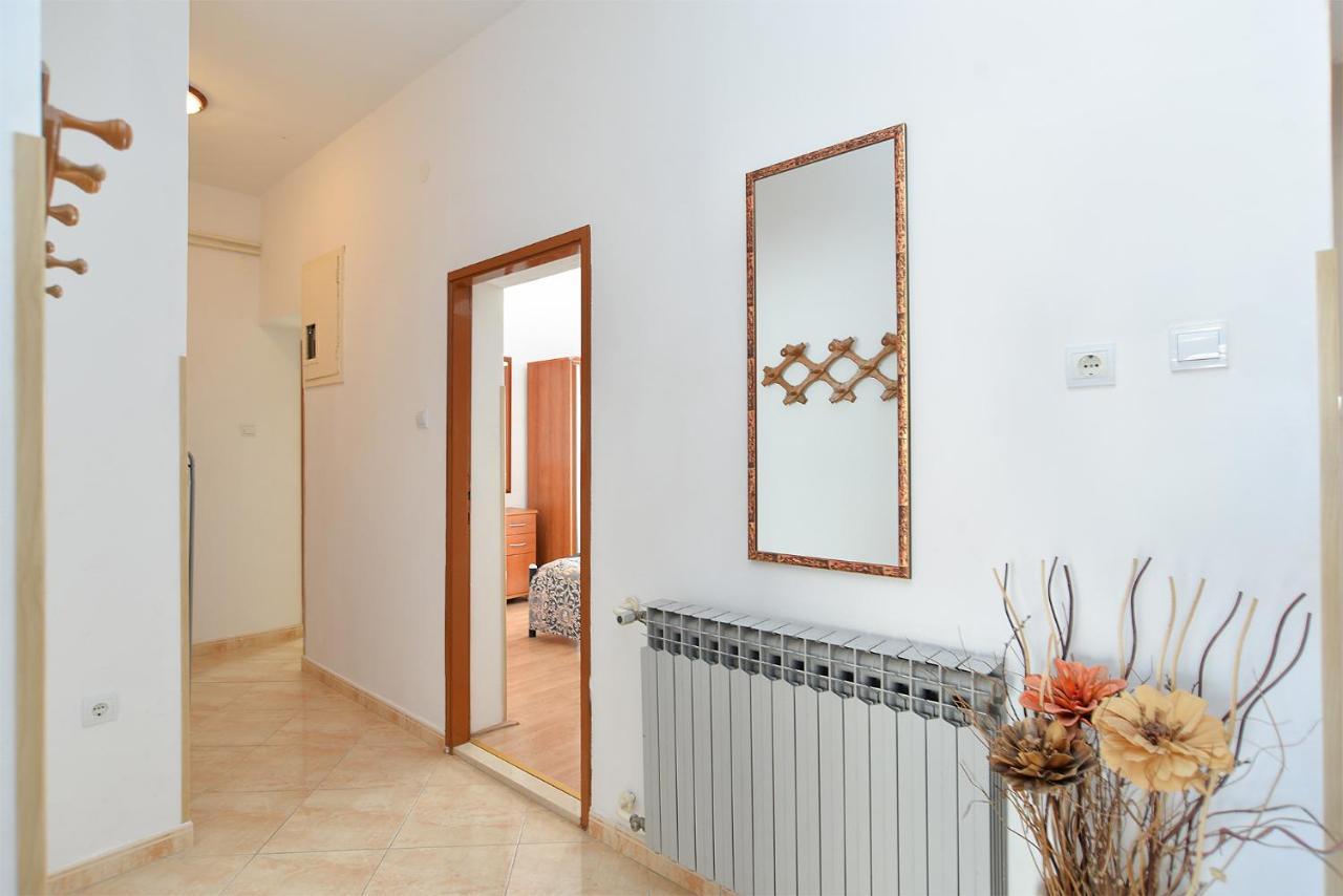 Apartment Mira 615